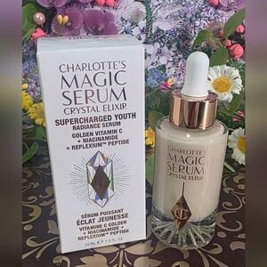 30 ml. Charlotte Tilbury Magic Serum Crystal Elixir, supercharged youth.